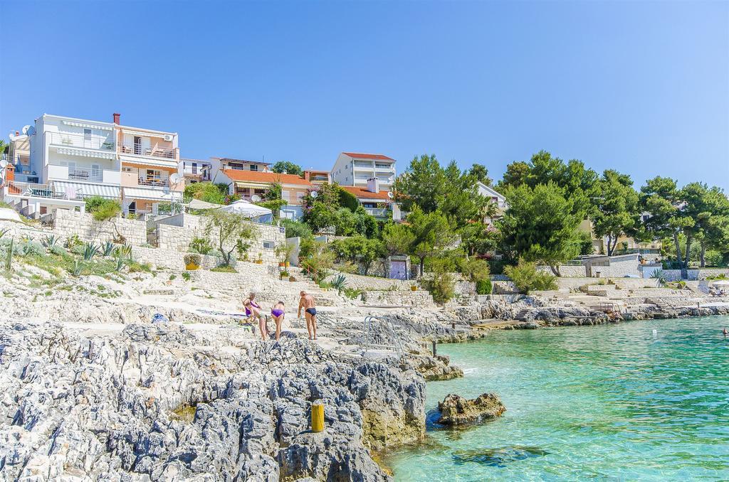 Apartments Nives Trogir Dış mekan fotoğraf