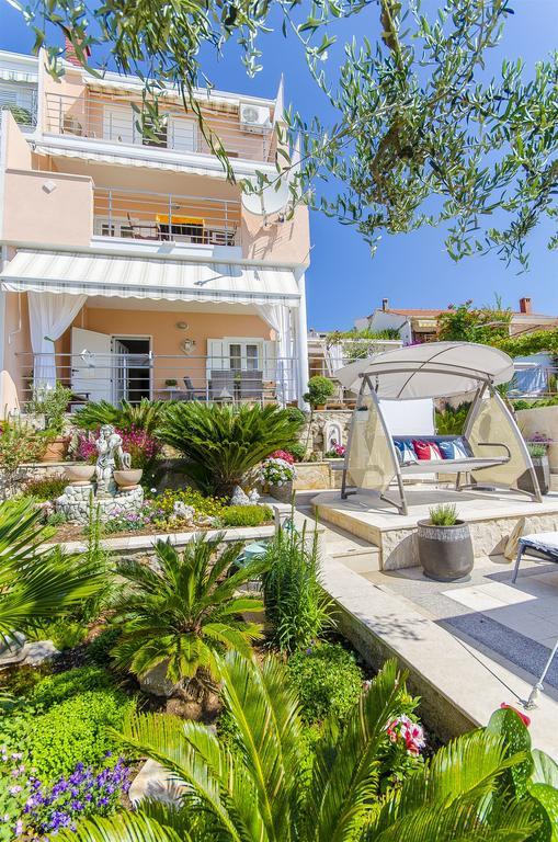 Apartments Nives Trogir Dış mekan fotoğraf