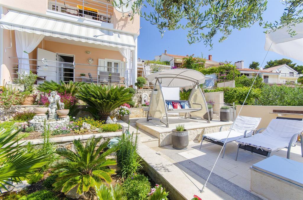 Apartments Nives Trogir Dış mekan fotoğraf